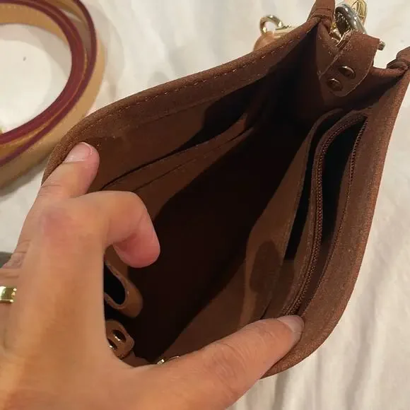 Louis Vuitton Vintage Toiletry Pouch 19 Monogram Very good Condition - Picture 6 of 7